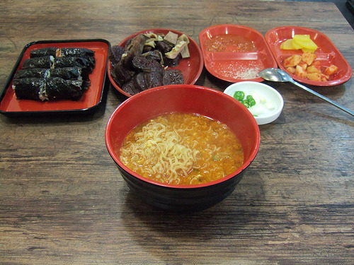 라면 더하기 김밥 | 인스티즈
