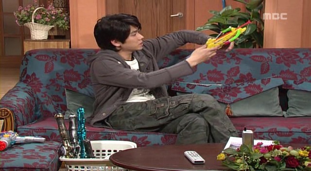 [거침없이하이킥] - 민용&해미 장난감으로 강도잡는 에피ㅋㅋㅋㅋㅋㅋㅋㅋㅋㅋㅋㅋ | 인스티즈