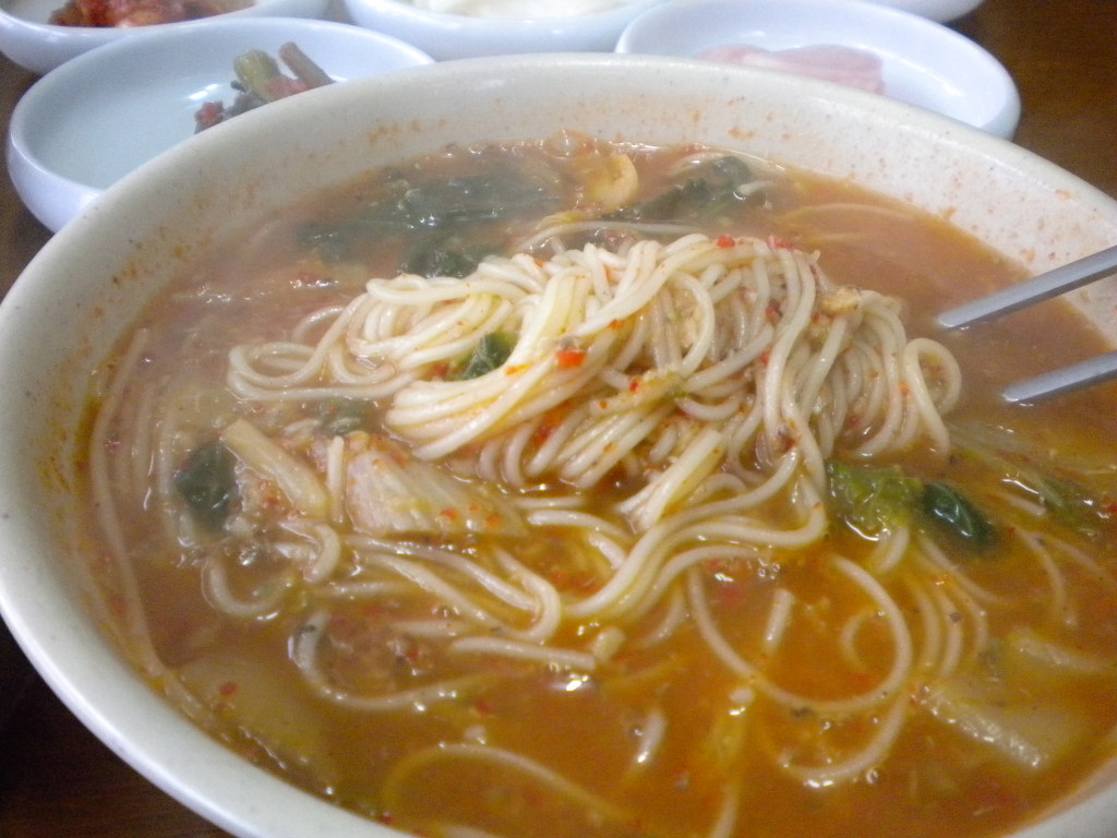 부잣집국수 이미지