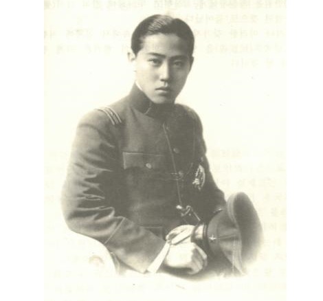 이*우 이미지