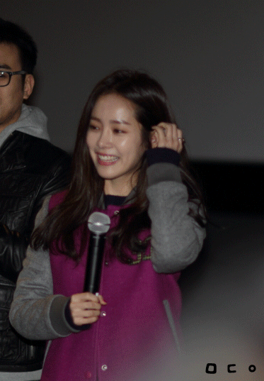 꽃보다 예쁜 한지민 봄의 여신 · 최근 인스타 업데이트.jpgif (마리 끌레르) | 인스티즈
