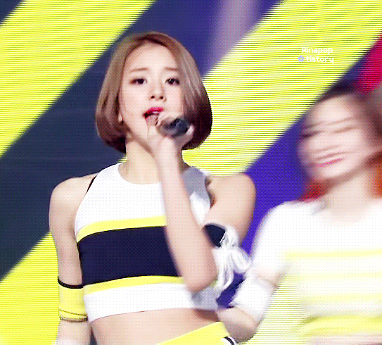 직각어깨를 가진 트와이스 채영 | 인스티즈