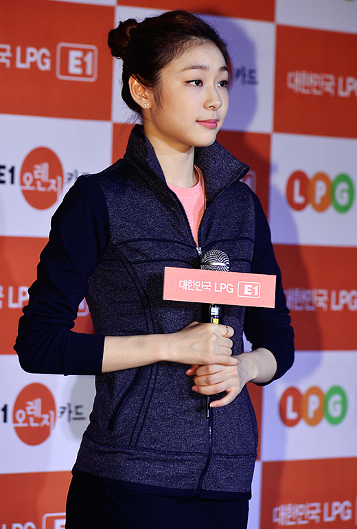 재미로보는 찌라시- 운동선수 출신 미녀스타 의리녀vs쓰레기 (진실은 날조를 해도 변하지 않음) | 인스티즈