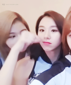 윙크하는 트와이스.gif | 인스티즈