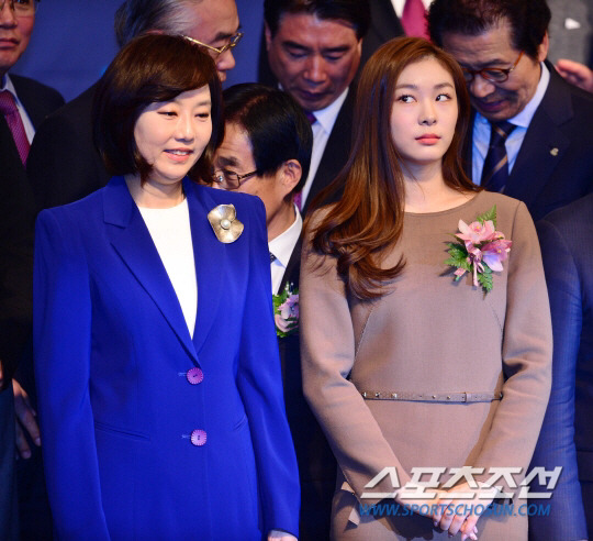 오늘자 김연아 | 인스티즈