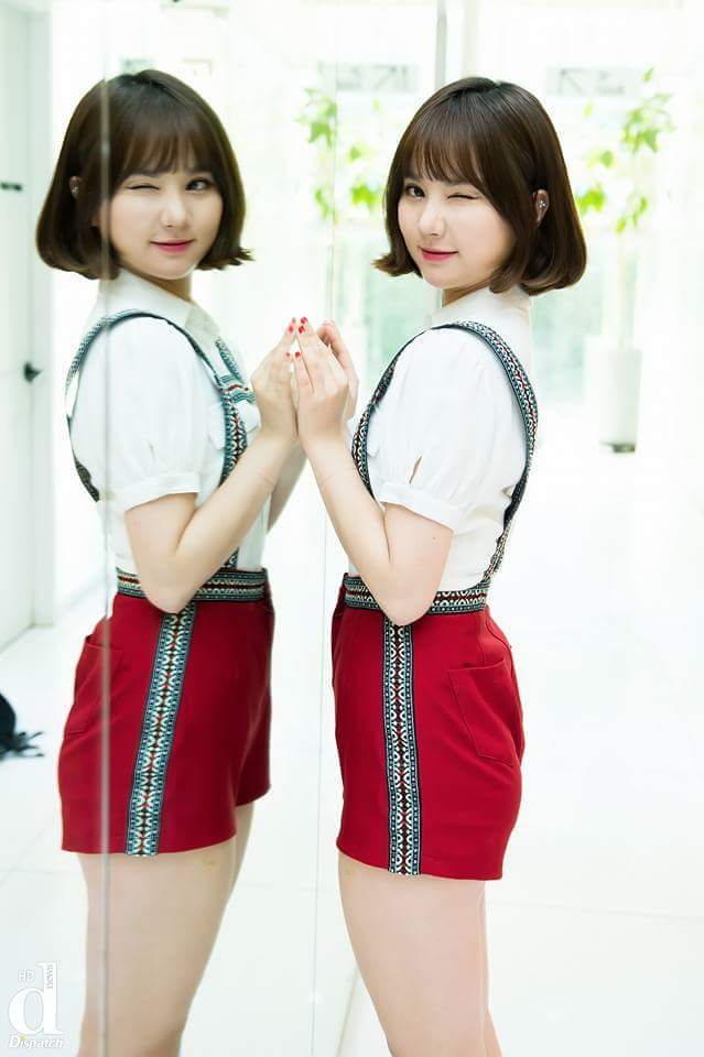 오늘자 네이버 기사에 올라온 여자친구 호식이 팬싸사진 | 인스티즈