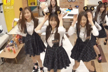 러블리즈의 댄스와 비글을 담당하고 있는 이미주.jpgif | 인스티즈