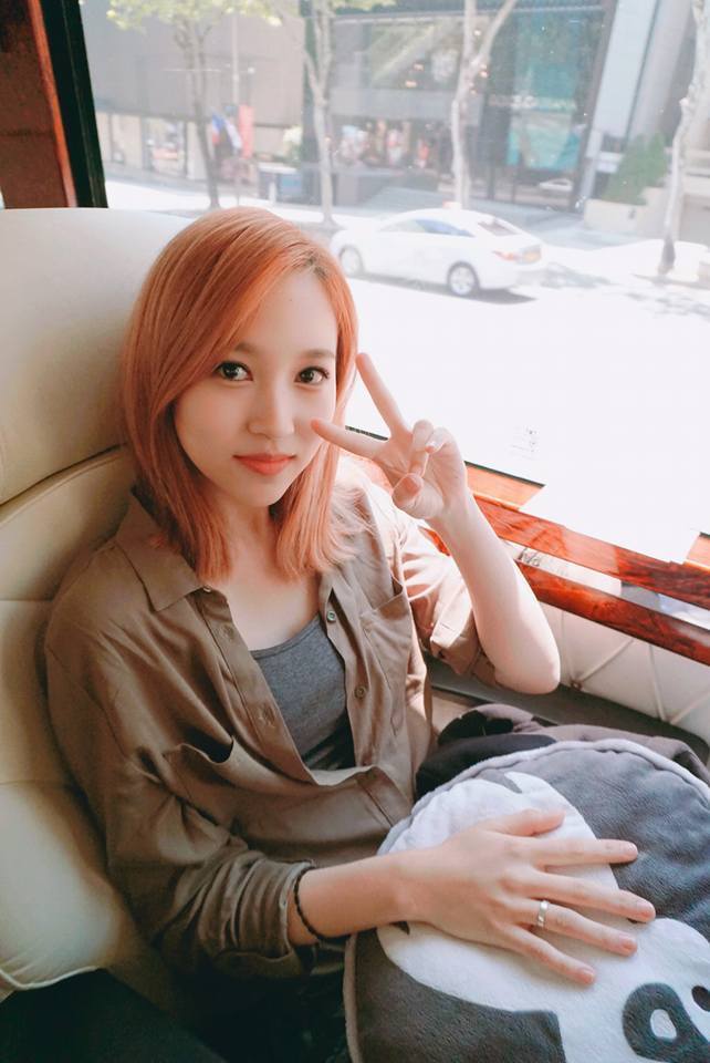 트와이스 버스안에서 찍은 사진 | 인스티즈