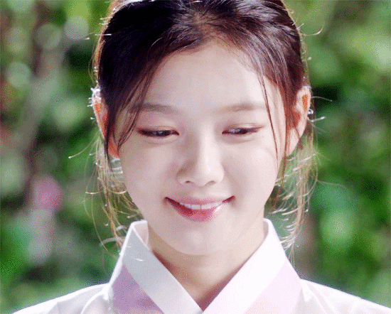 여자한복 입고 여신같은 김유정 | 인스티즈