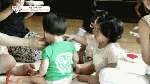 슈돌에 출연했던 슈의 일란성 쌍둥이 딸 라희,라율(+최근) | 인스티즈