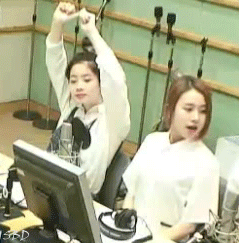 [트와이스] 급식단장님 케어를 담당하고 있는 단원 채영이 | 인스티즈