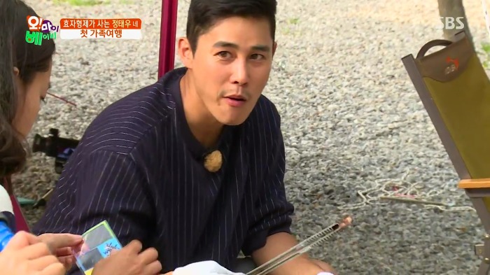 [오마이베이비] 하준이가 뜨거운 고기 먹는 법.gif | 인스티즈