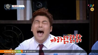 [고르기] 수업 중에 나만 빼고 다들 웃고 있을 때!!!하는 행동은??! | 인스티즈