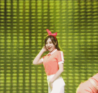[AOA] 윙크를 못하는 민아.gif | 인스티즈