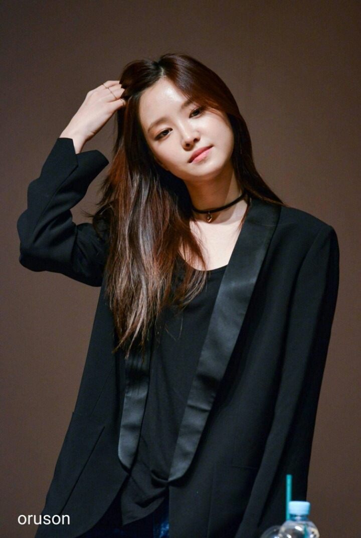 뒷태좋은 나은이 | 인스티즈