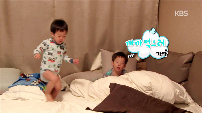 [슈퍼맨이돌아왔다] 아빠한테 한번 혼난 후 이것만은 지키는 이서언.JPG | 인스티즈