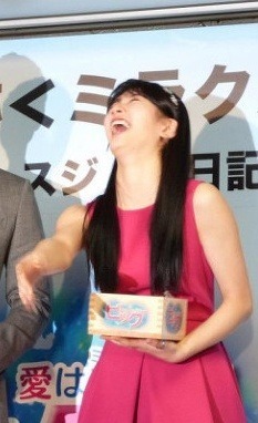 jyp 직원이 수지에게 하지 말라고 했던 행동 | 인스티즈