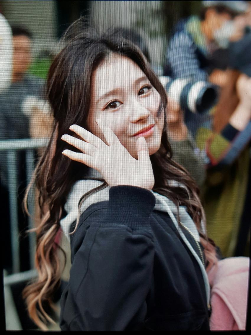 [트와이스] 눈에서 꿀 흐르는 사나.gif | 인스티즈