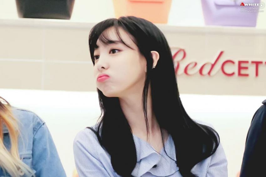 임나연 옆모습 | 인스티즈