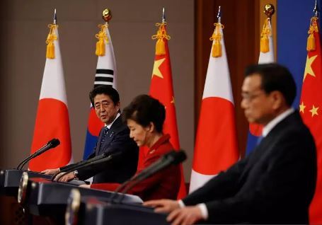  콘돔을 매일같이 씻던 소녀들이 받은 10억엔 | 인스티즈