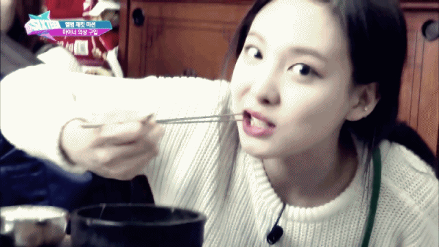 일본녀 VS 대만녀 VS 한국녀 먹방. gif | 인스티즈