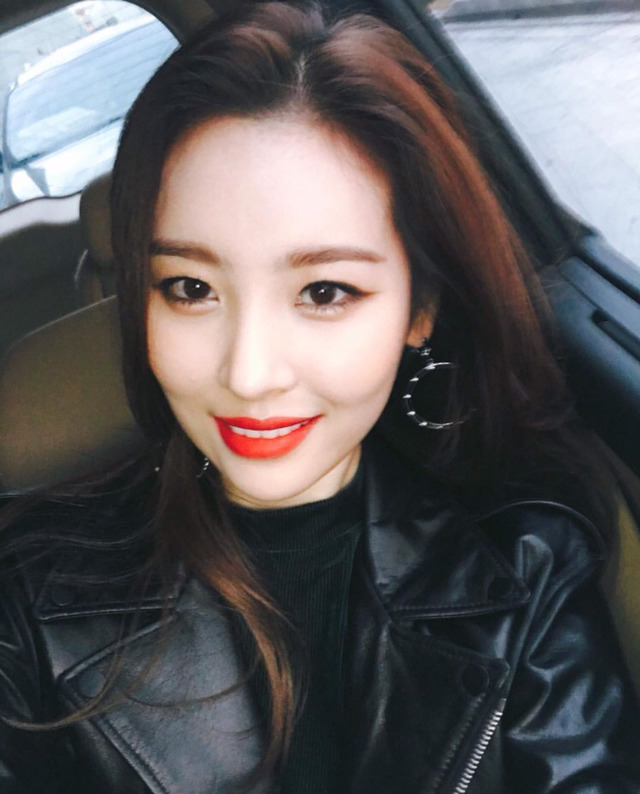 2017년 첫 선미 | 인스티즈