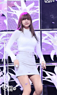 옷 갈아입을때 자기 몸매 감상한다는 오하영.jpgif | 인스티즈