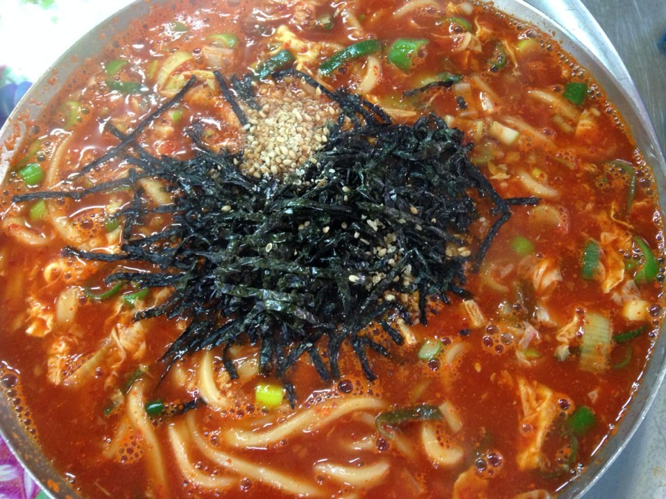 복수칼국수 이미지
