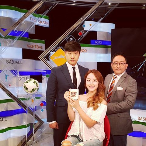 박선영 아나운서는 고수 얼굴 평범하다고 생각할듯 | 인스티즈