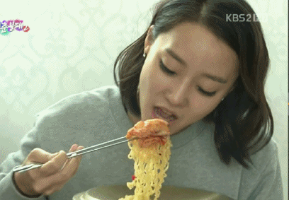 야심한 밤에 꼴리는 짤 달립니다 | 인스티즈