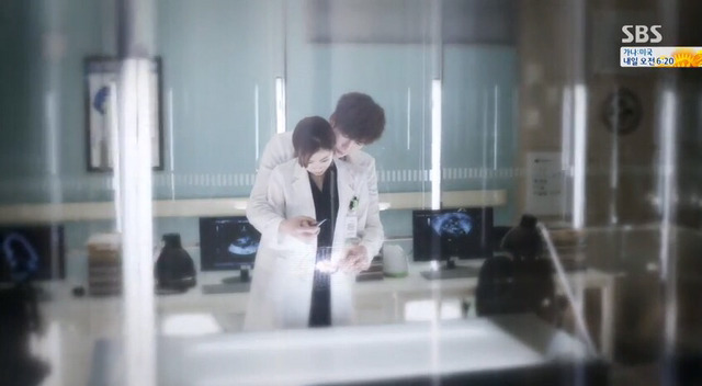 [닥쳐이방인] 여주는 진세연이고 서브여주는 강소라 입니다 | 인스티즈