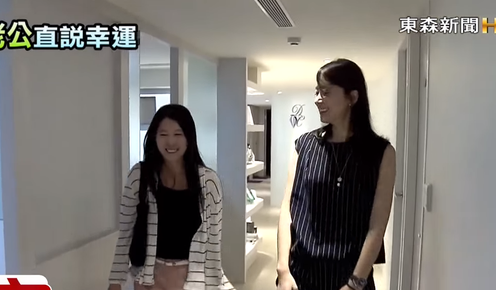 대만의 한 미녀 피부과 의사 | 인스티즈