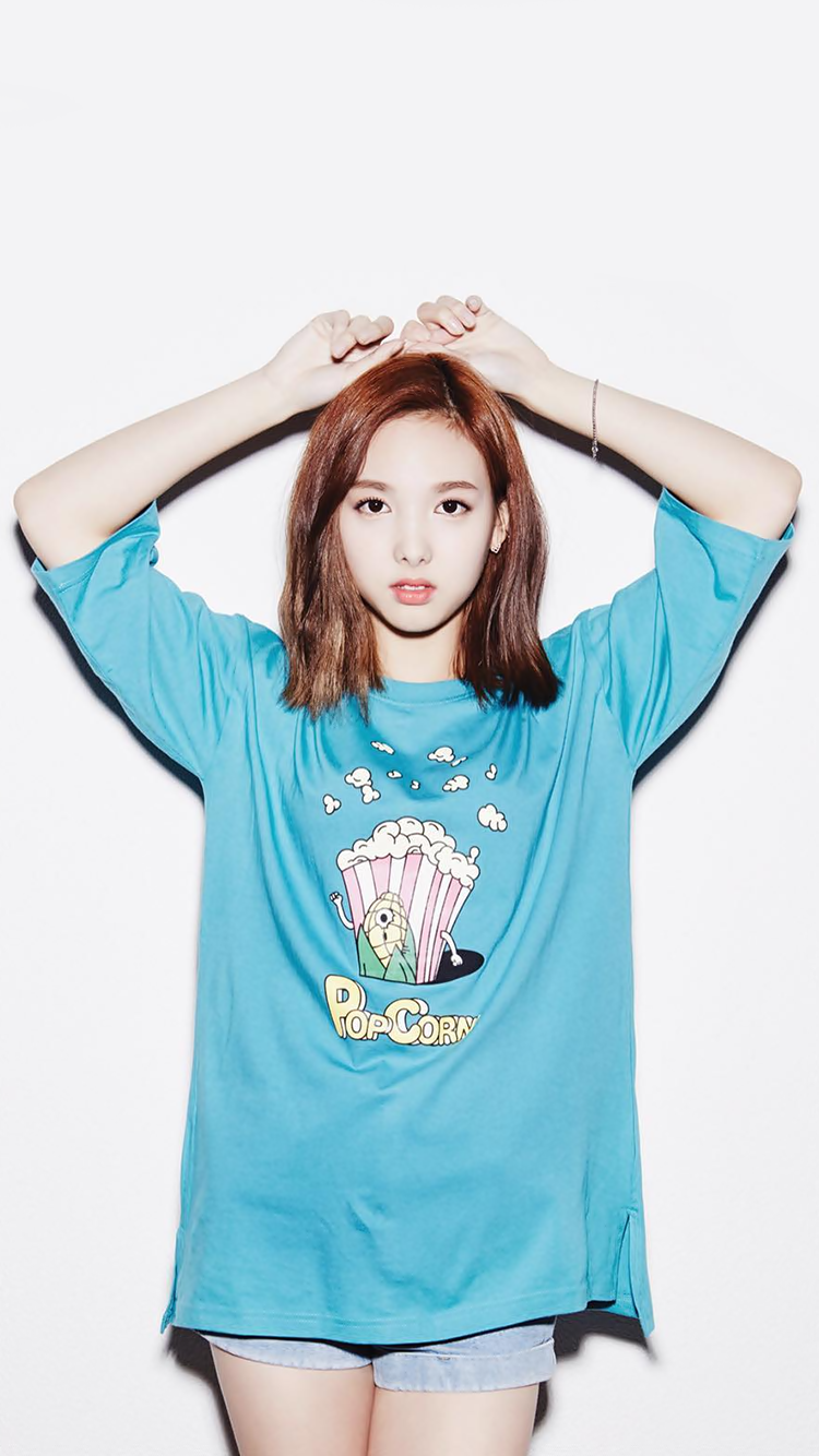 트와이스 모모 나연 폰 배경화면. png | 인스티즈