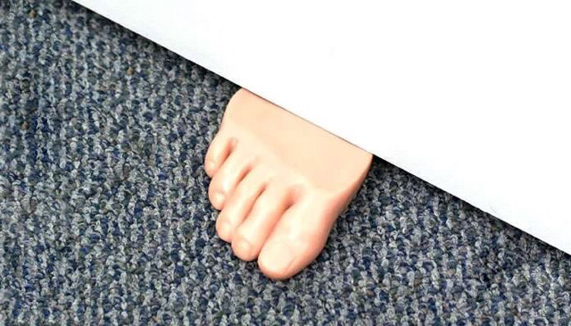 센스 있는 문 받침대 | 인스티즈