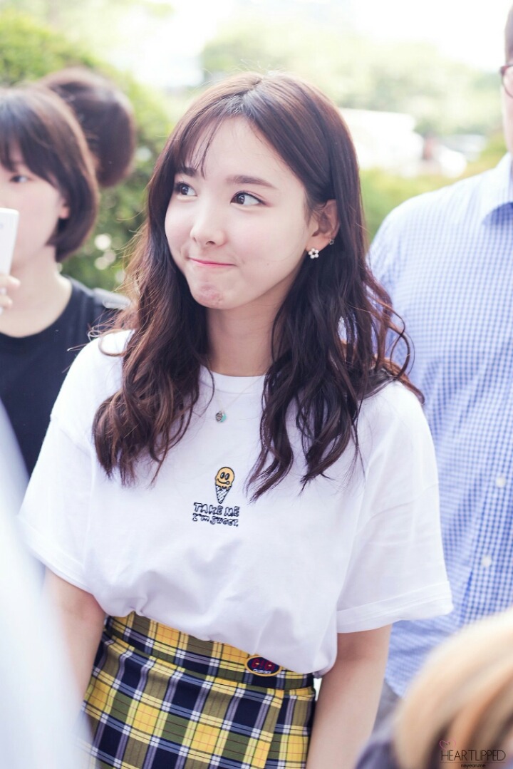 [트와이스] 여름날의 청량한나연이 | 인스티즈