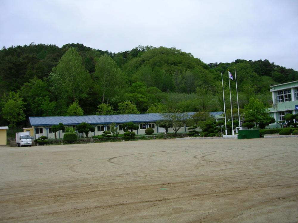 창수초등학교 이미지
