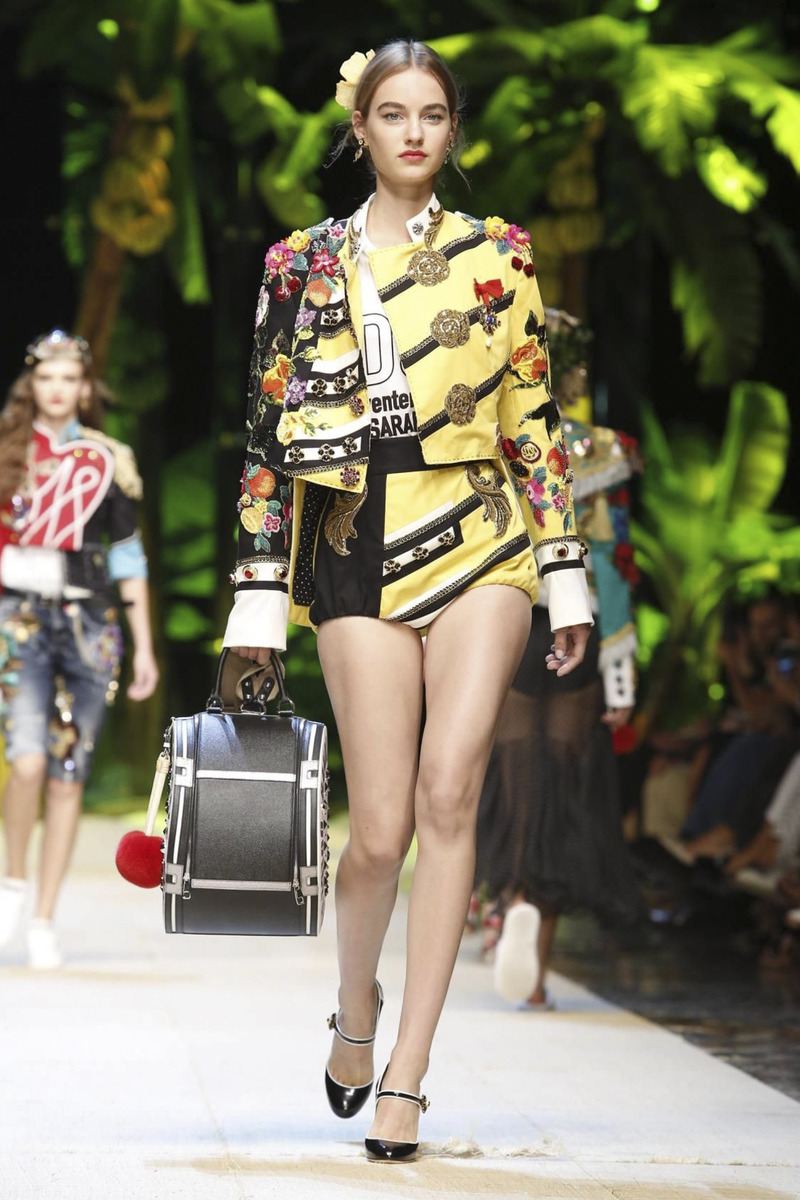  Dolce & Gabbana 2017 S/S 컬렉션 | 인스티즈