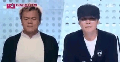 번식기를 맞은 수컷 자라들의 구애.gif | 인스티즈