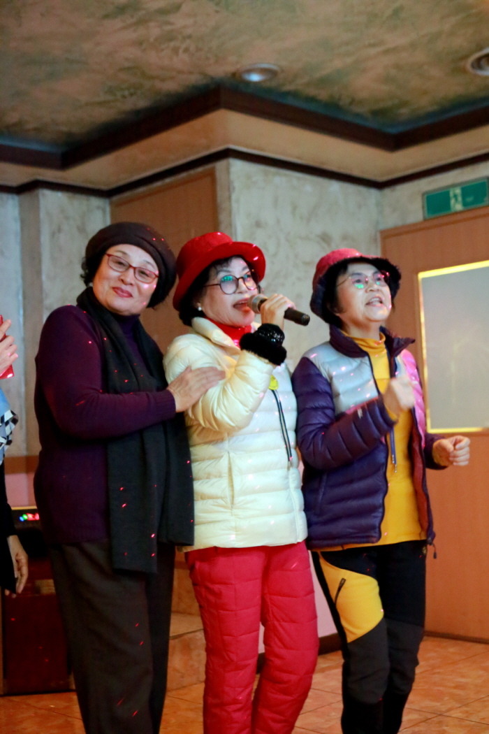 신나는노래방 이미지