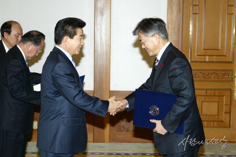 친구 문재인을 떠나보낸 문재인 친구가 쓴 글 | 인스티즈