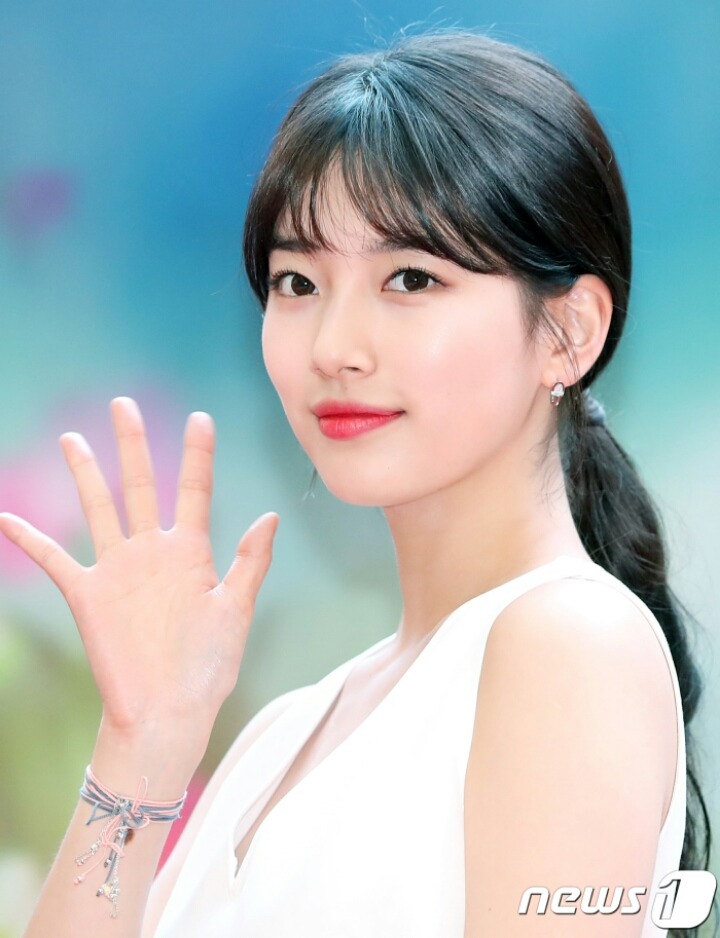 오늘자 수지 기사사진.jpg | 인스티즈
