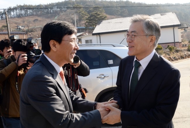 문재인과 안희정 사이엔 들 이간질이 안 통할 것 같은 이유 | 인스티즈