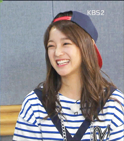 이제 다시 못보는 어서옵쇼에서의 세정이.gif | 인스티즈