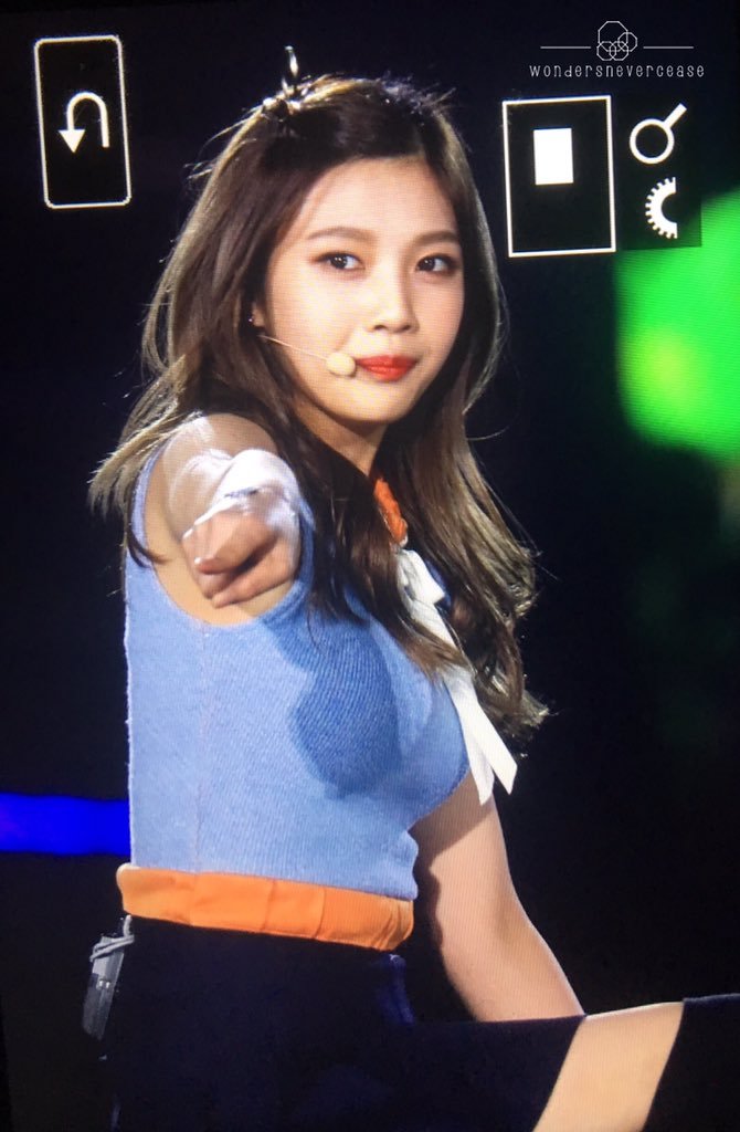 오늘자 비주얼 대박적인 조이 .jpg | 인스티즈