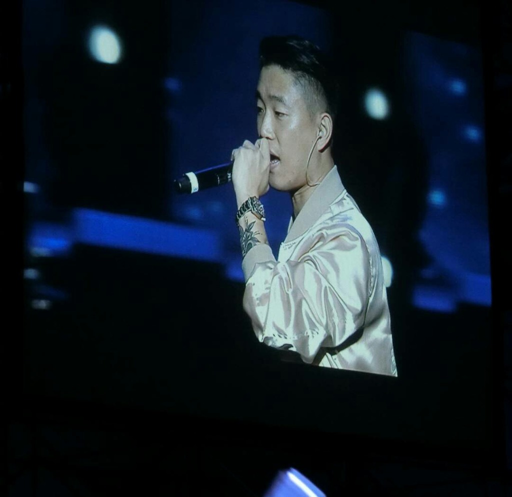 오늘 응원봉 생긴 아이돌 | 인스티즈