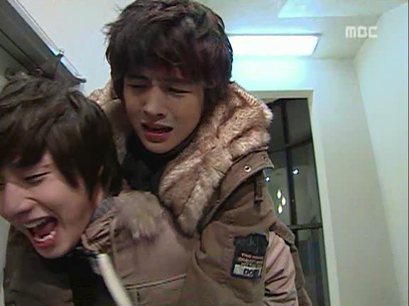 [거침없이하이킥] 민호 전용 윤호택시 ㅋㅋㅋㅋㅋㅋㅋㅋㅋ.jpg | 인스티즈