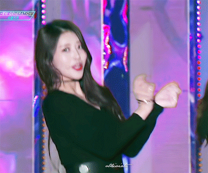 팬들에게 아직도 최고로 뽑히는 4년전 러블리즈 미주의 무대.jpgif | 인스티즈