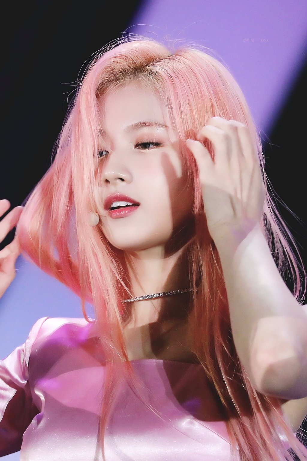 오늘이 생일인 트와이스 사나.jpgif (335장) | 인스티즈