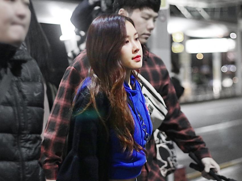 공항 돌아다니는 블랙핑크 | 인스티즈