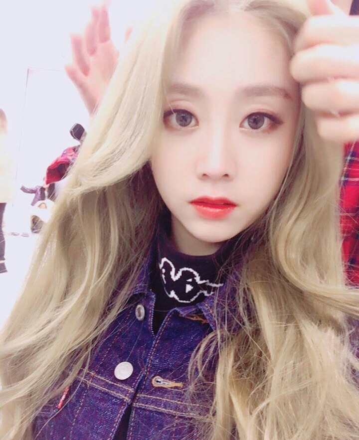 오늘자 러블리즈 인스타 업뎃(지수) | 인스티즈